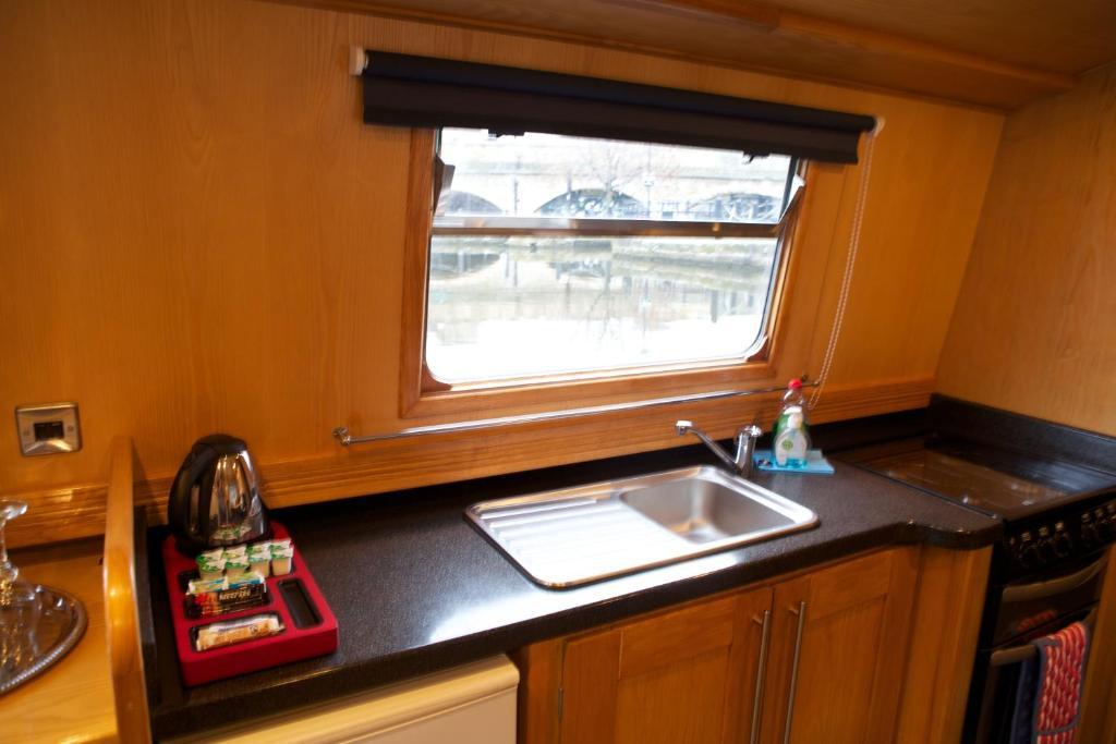 Houseboat Hotels Sheffield Dış mekan fotoğraf